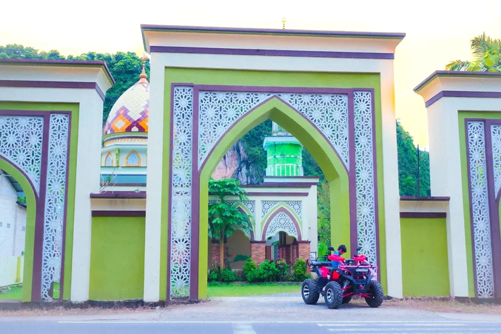 masjid nurul jannah tompobalang maros